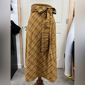 Gold plaid bow skirt